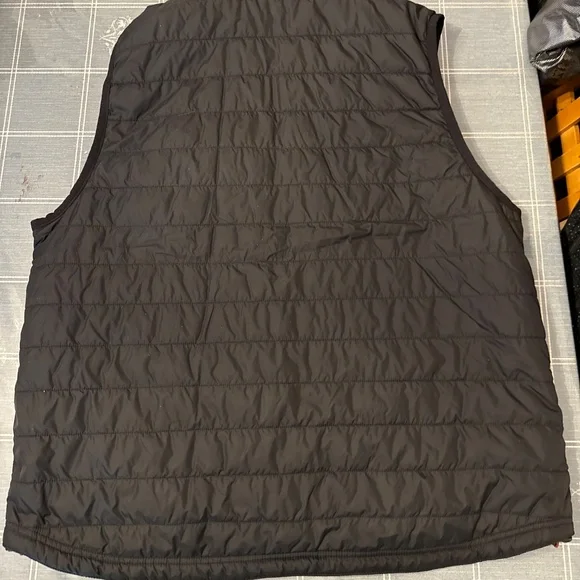 Men's XL carhartt vest - Picture 3 of 4
